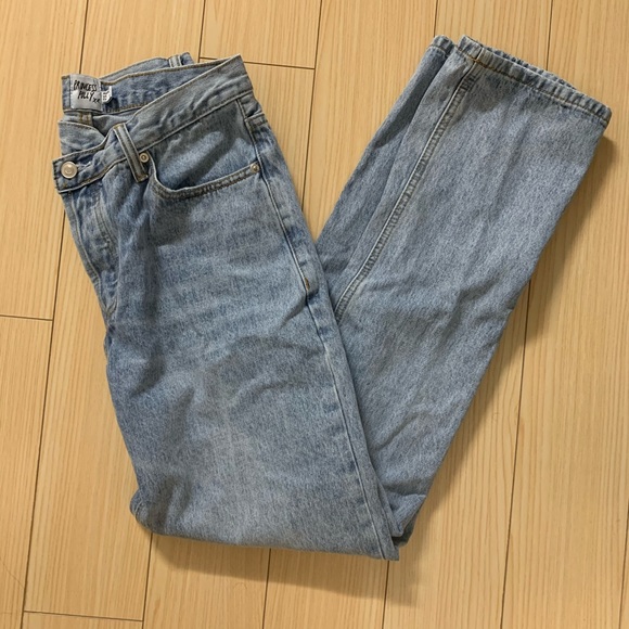 Asymmetrical Straight Jeans - Picture 5 of 6